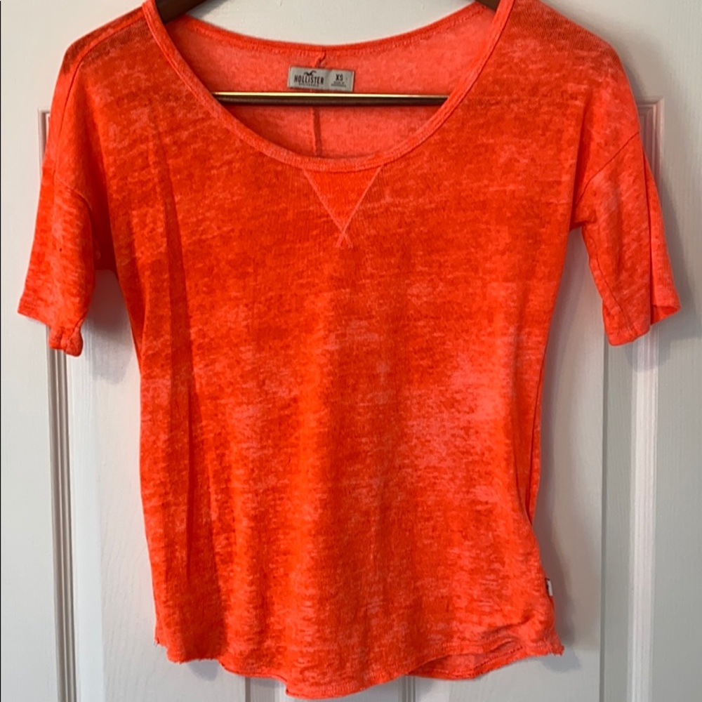 Hollister Tee: Burnout bright orange Sx: XS